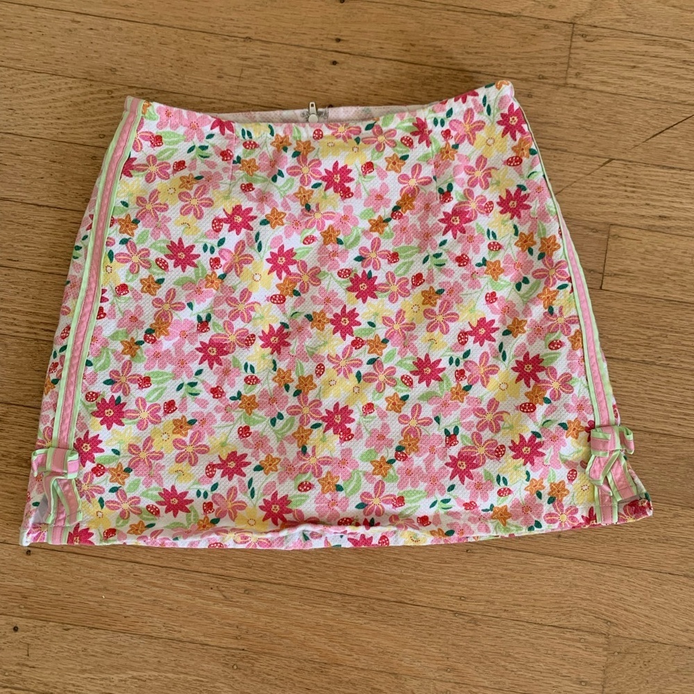 Lilly Pulitzer retired floral print girls size 12 skirt with built in shorts